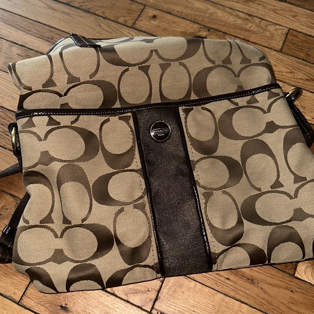 worn twice! Coach Crossbody Signature Foldover - Khaki/brown Jacquard Tote